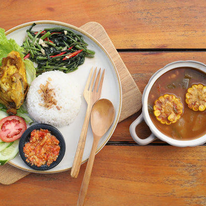Cafe Di Borobudur Sayur Asem Ayam Goreng