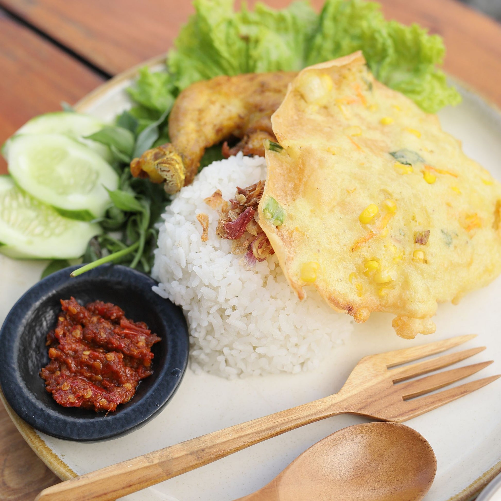 Cafe Di Borobudur Sayur Asem Ayam Goreng