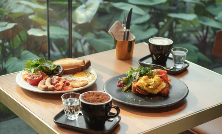 Sarapan Pagi Di Borobudur Magelang