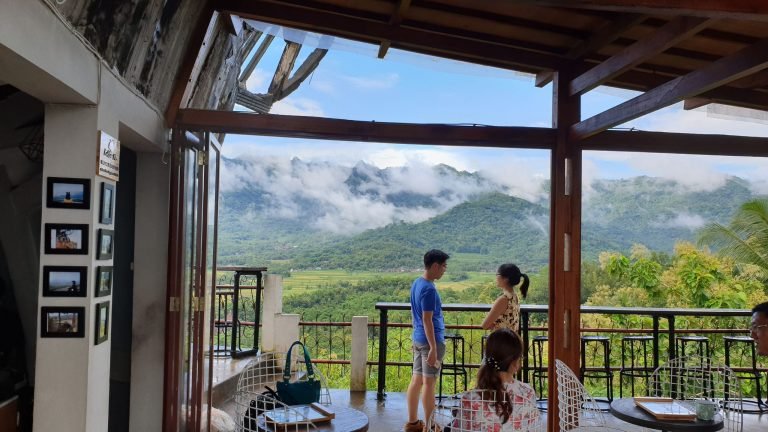 Tempat Makan Dekat Borobudur yang Harus Kamu Kunjungi