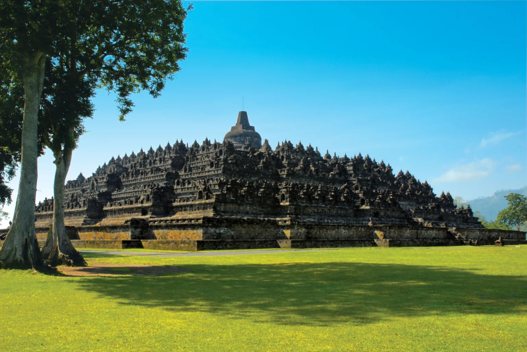 Rumah Makan Sekitar Borobudur untuk Rombongan