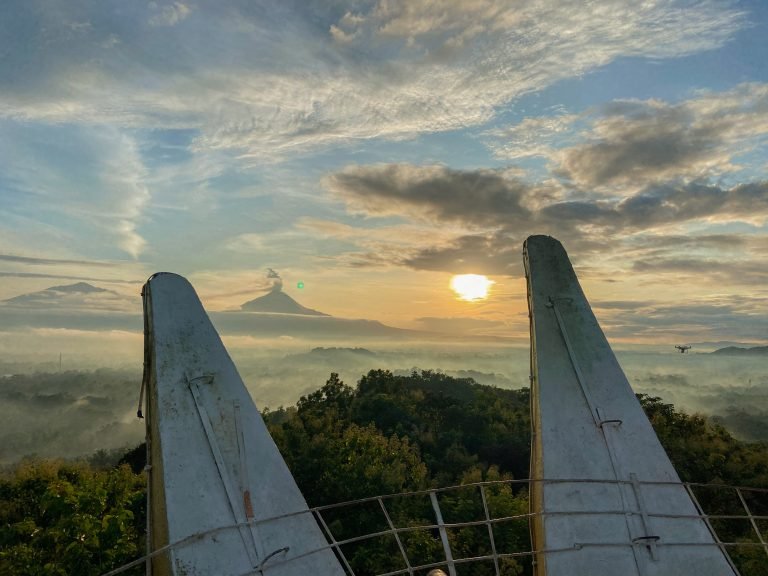 Rekomendasi Wisata Religi Magelang : Ada Rumah Doa Segala Agama