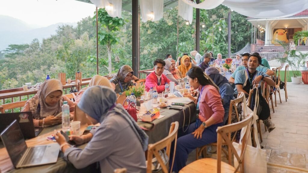 Tempat Makan Rombongan