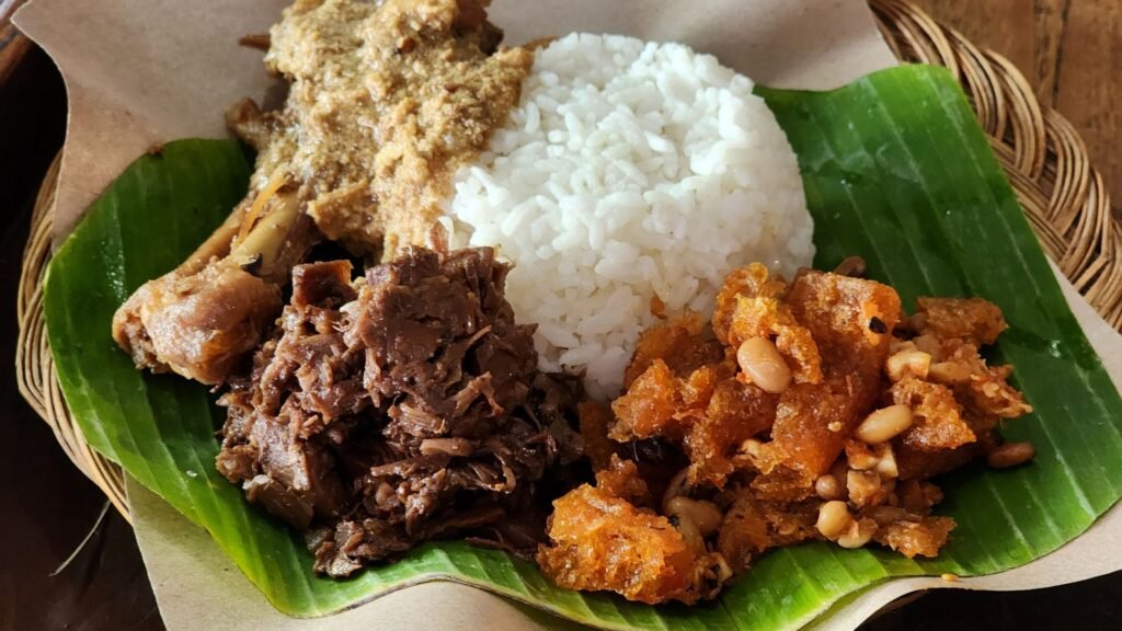 gudeg pawon janturan