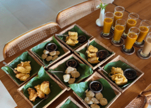 Snack Pisang Goreng dan Jamu