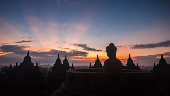 sunrise-di-borobudur Sunrise di Borobudur