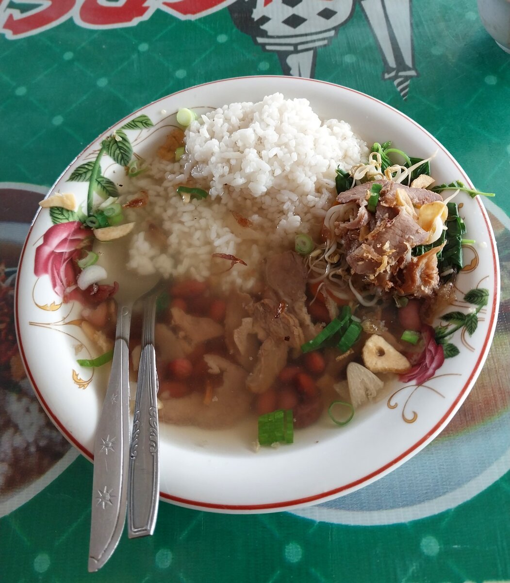 Sop Senerek Bu Atmo Magelang